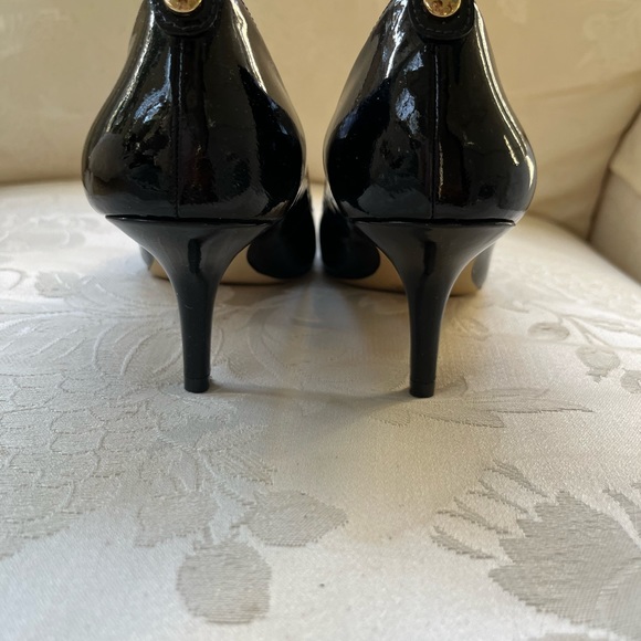 Michael Kors patent leather open toe 2 1/2” heels. - Picture 2 of 6